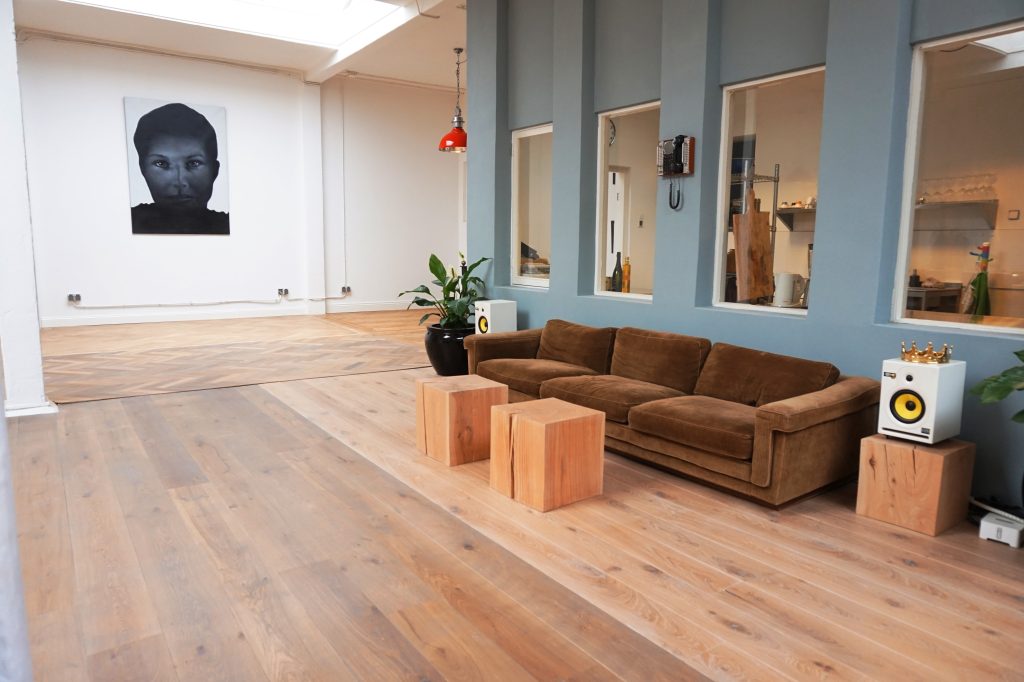 showroom lamel houten vloer showroom houten vloer lamel